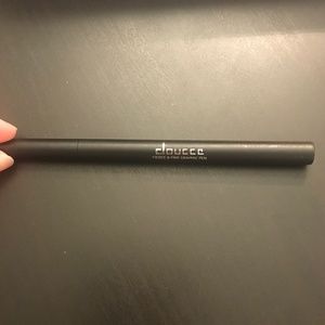 Fierce And Fine Graphic Pen Eyeliner